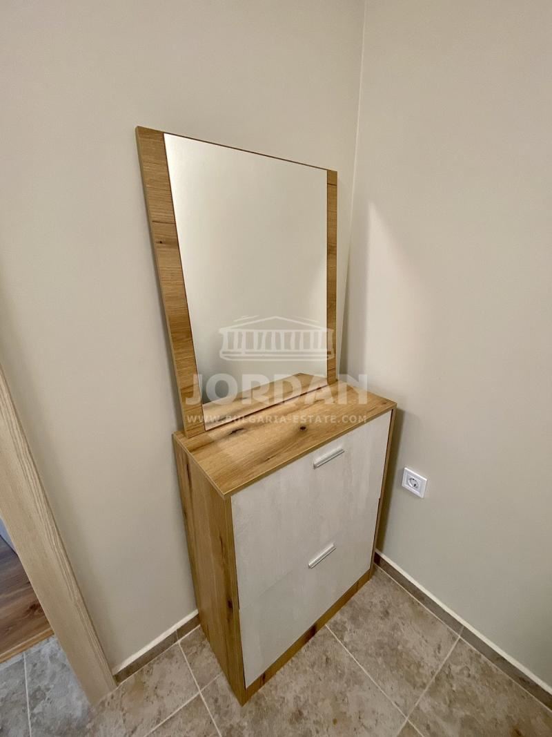 TOP 2-Zimmer-Wohnung mit Meerblick aus dem 11. Stock, k.s. AKADEMIKA, gr. Varna, sq. 0