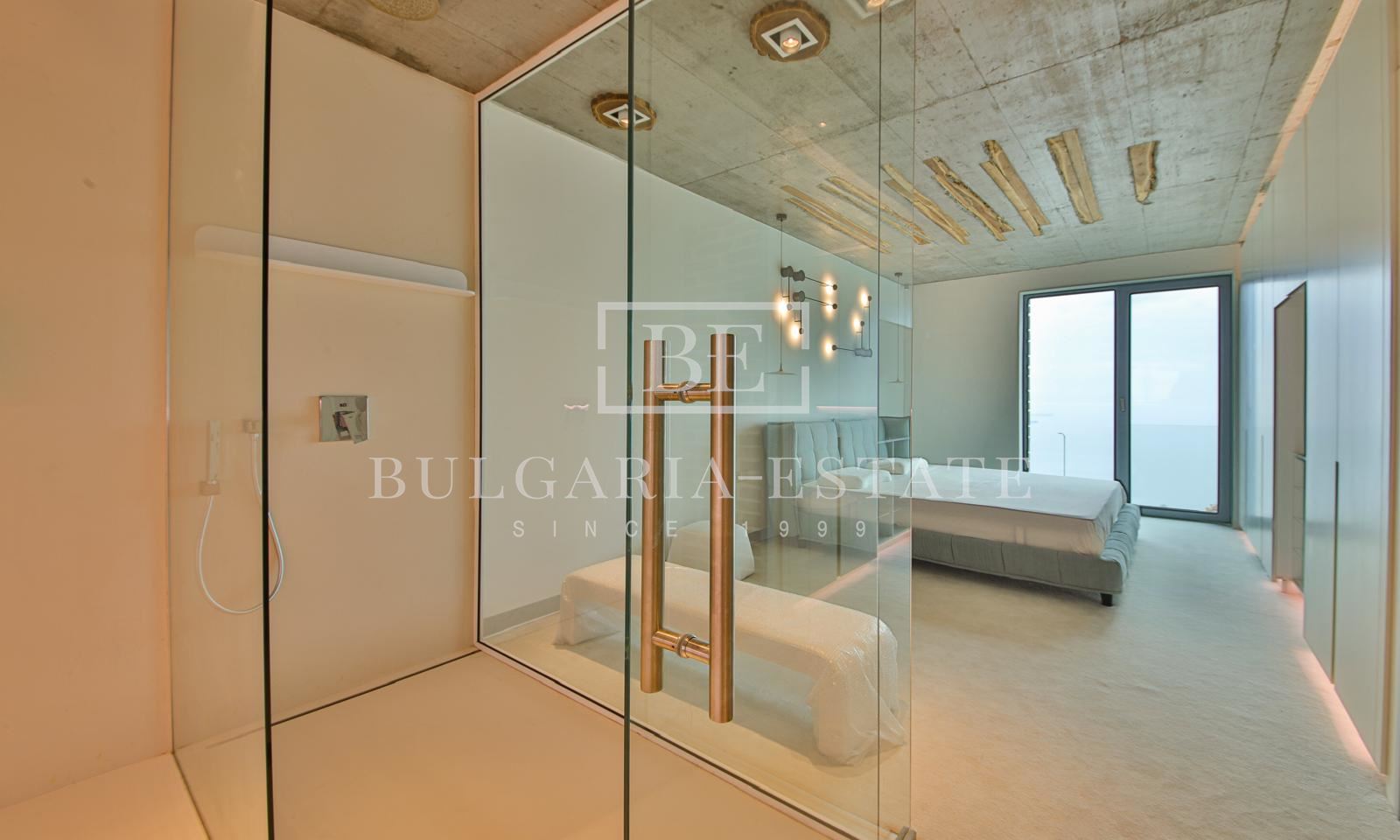 СУПЕР РОСКОШНАЯ КВАРТИРА В АРЕНДУ С 3 СПАЛЬНЯМИ, 2 ВАННЫМИ КОМНАТАМИ, ТЕРРАСОЙ И УНИКАЛЬНЫМ ВИДОМ НА МОРЕ - 0