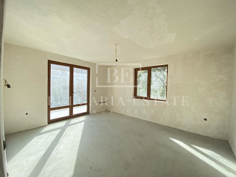 4-стаен апартамент с АКТ 16, м-т Евксиноград, гр. Варна, гледка море - 0