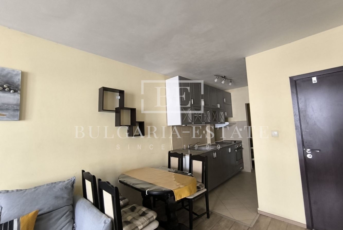 Новая, современная меблированная квартира в. Левски 1, комплекс „Вива“ - 0