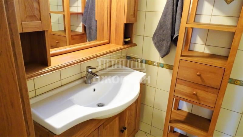 Haus auf 4 Etagen mit Panoramablick, 1250m2 m2, 600m2 Hof, Trakata - 0