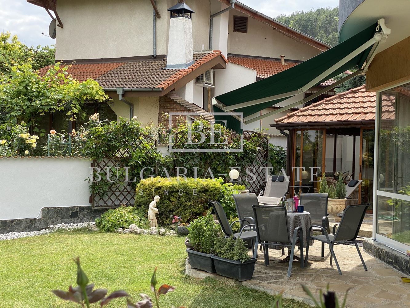 Роскошный дом с двором в деревне Рогачево - всего в 10 минутах от пляжей Албены! Роскошный дом с двором в деревне Рогачево - всего в 10 минутах от пляжей Албены! - 0