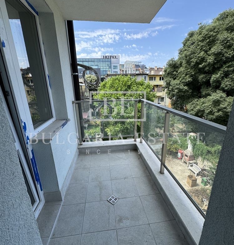 Център Варна – 96 кв.м тристаен до Морската градина и ВИНС, ново строителство, акт 16 - 0