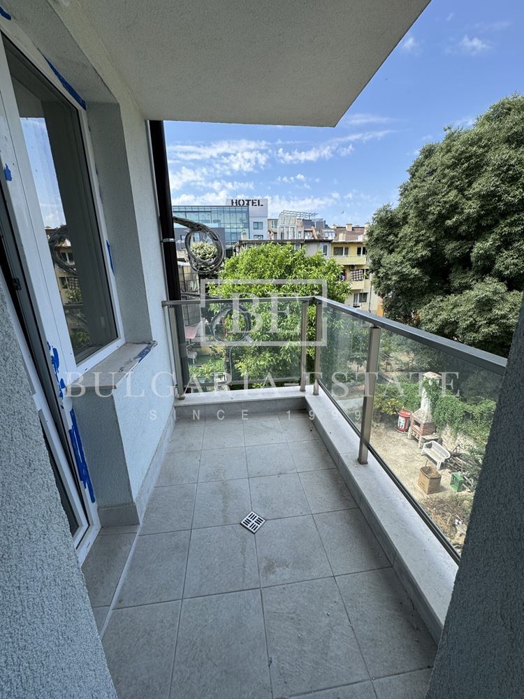 Център Варна – 96 кв.м тристаен до Морската градина и ВИНС, ново строителство, акт 16 - 0