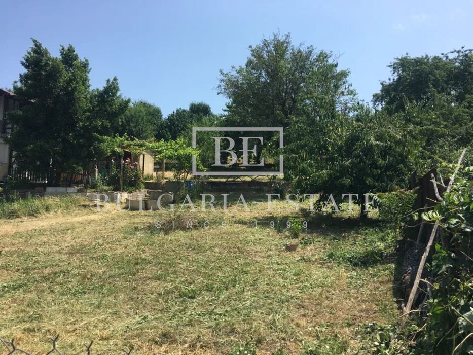 Grundstück 588 m² in Borovets-Nord, Varna – 300 m von der Hauptstraße entfernt - 0