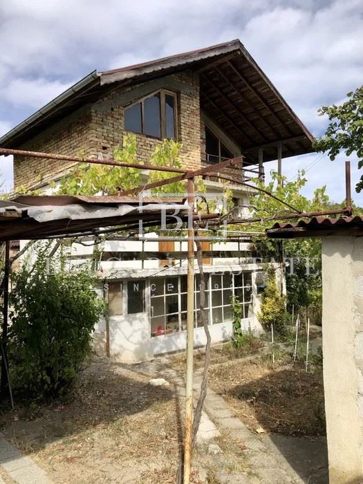 🏡 Three-storey house in nature - only 10 km from Varna! - 0