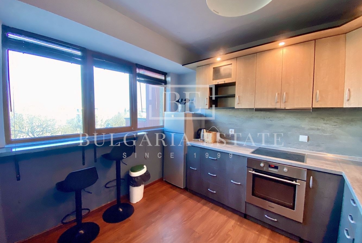 Квартира "ОАЗИС", Золотые пески, Варна в закрытом комплексе с бассейном, парковочное место - 0