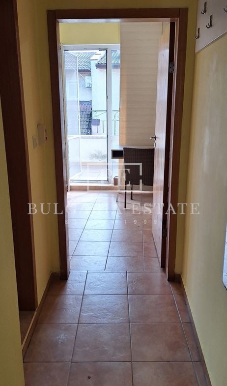 Exklusive Einzimmerwohnung zur Miete in der Nähe von Grand Mall und Winterkino Trakia - 0