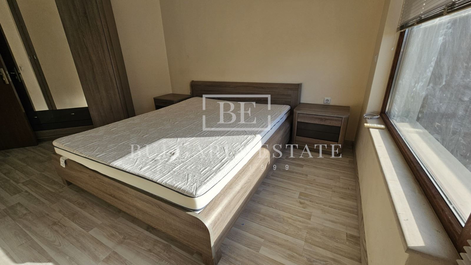 🏡 Дава се под наем напълно обзаведен двустаен апартамент в кв. Бриз – 499 € - 0