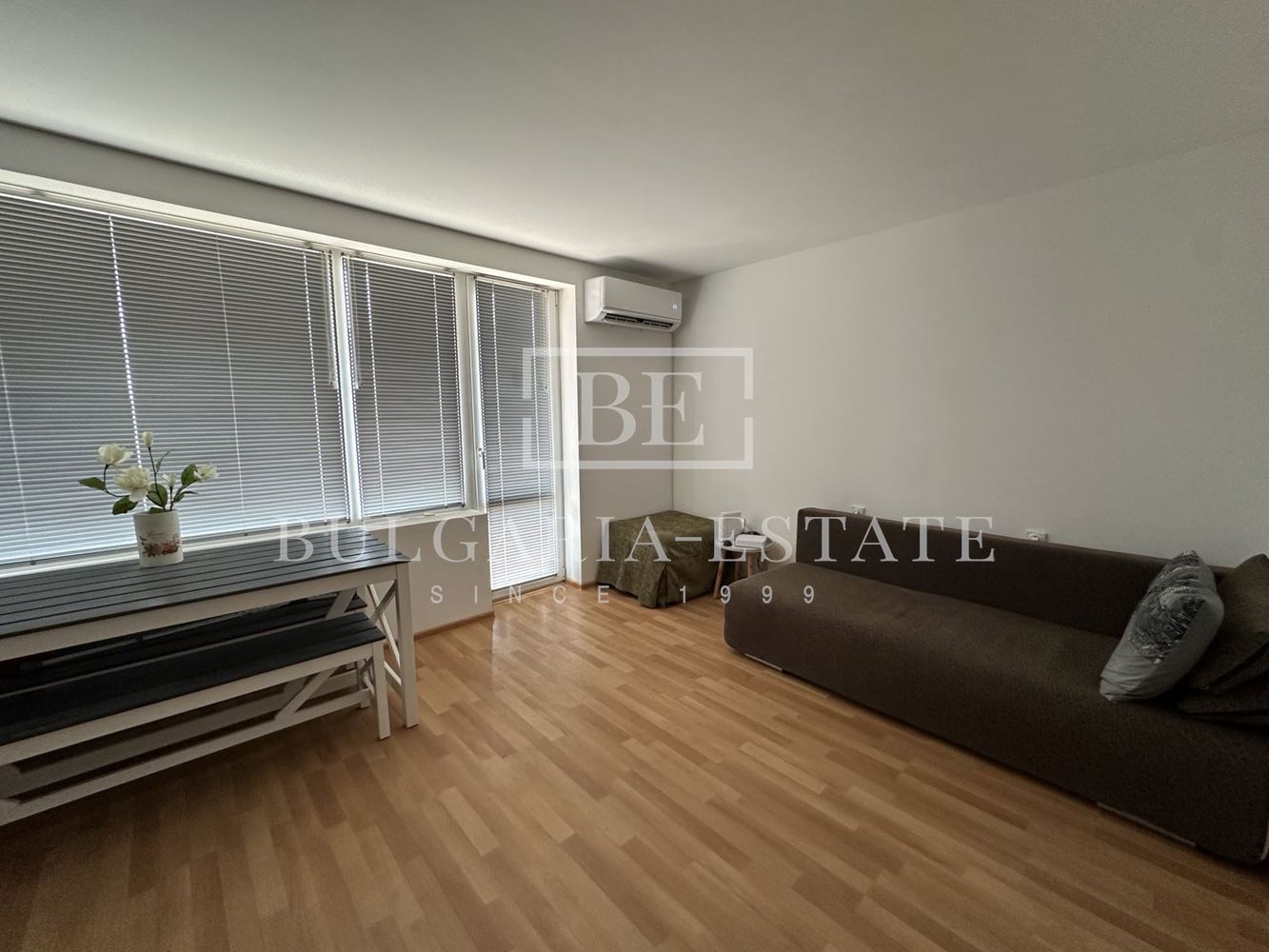 Two-storey house in St. St. Constantine and Helena - 0