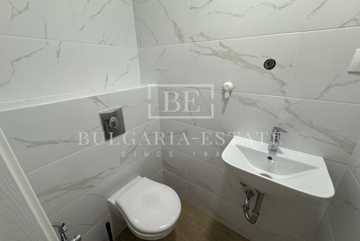 Обзаведен тристаен (98 кв.м.) в бутикова сграда с АКТ 16, м-т Св. Никола, готов за нанасяне - 0