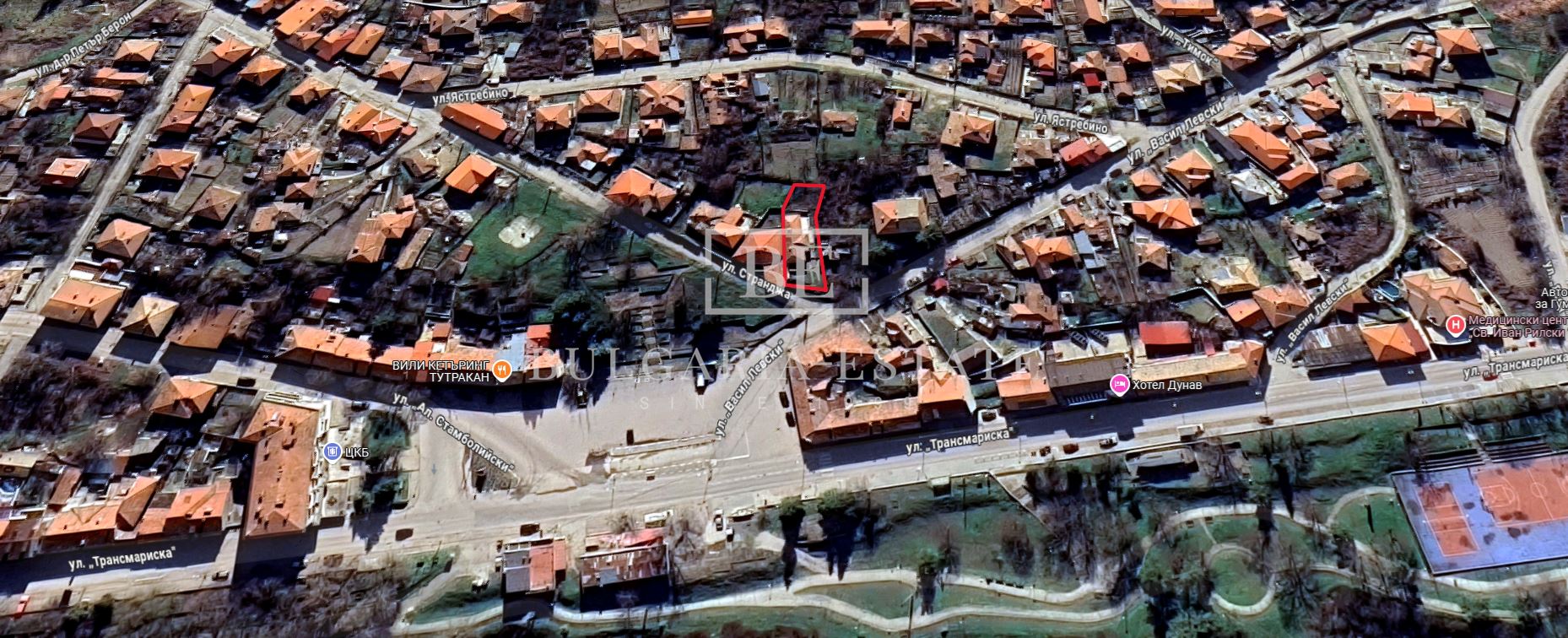 Отремонтированный дом с двором и флигелем в г. Тутракан - отличное расположение! Отремонтированный дом с двором и флигелем в городе. 0