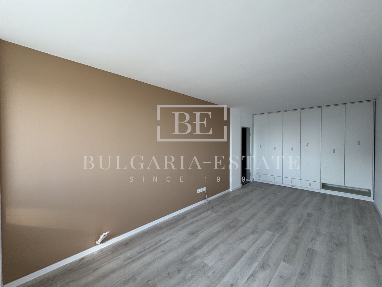 Zwei-Zimmer-Wohnung zu verkaufen | 160,59 qm | sq. Briz, Varna - 0