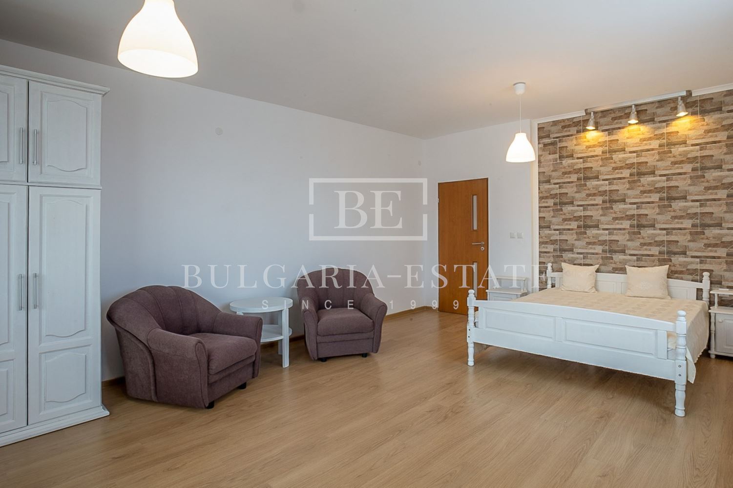 Big house near the sea - 0