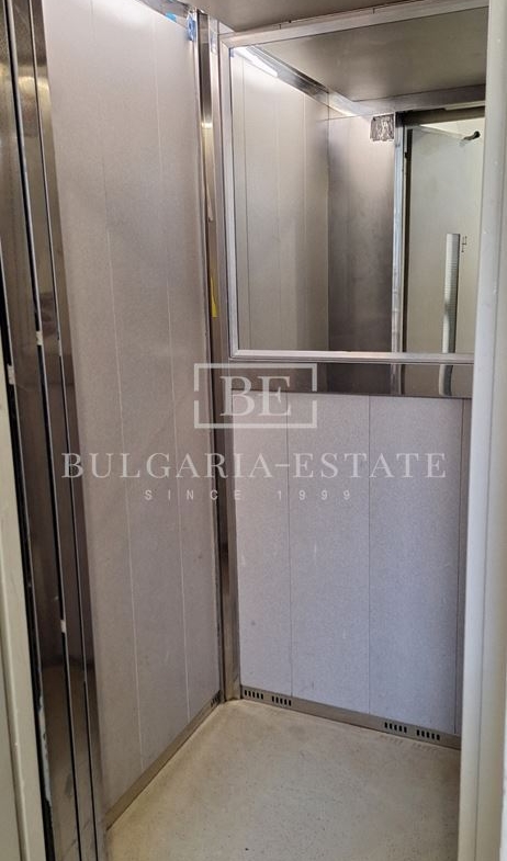 Exklusive Einzimmerwohnung zur Miete in der Nähe von Grand Mall und Winterkino Trakia - 0