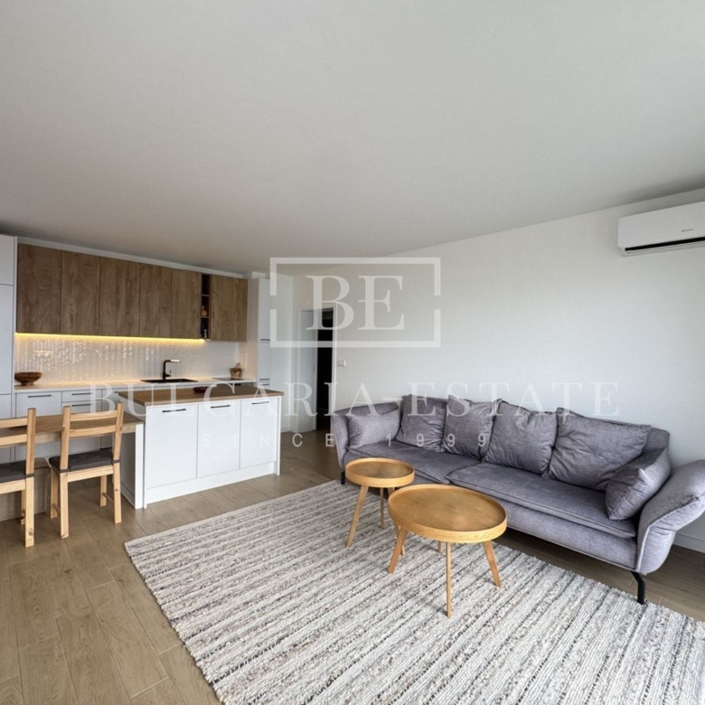 Обзаведен тристаен (98 кв.м.) в бутикова сграда с АКТ 16, м-т Св. Никола, готов за нанасяне - 0