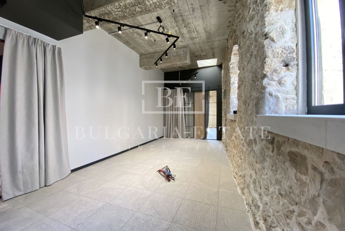 Офис 37кв.м - Клас А - Гръцка махала - 0