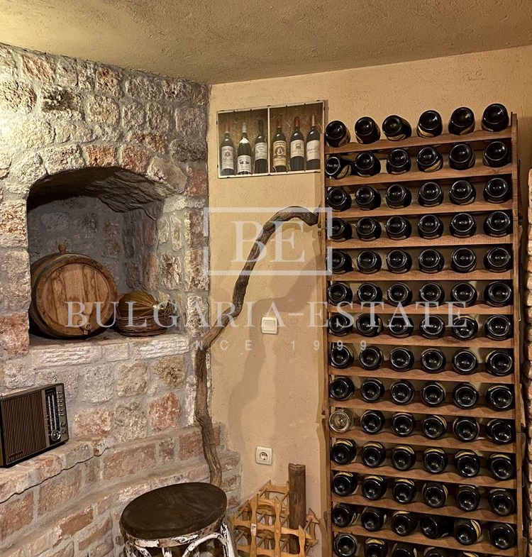 Элитный дом с бассейном, сауной, рядом с пляжем Кабакум, город. 515 кв. м. Площадь этажа, 4 спальни - 0