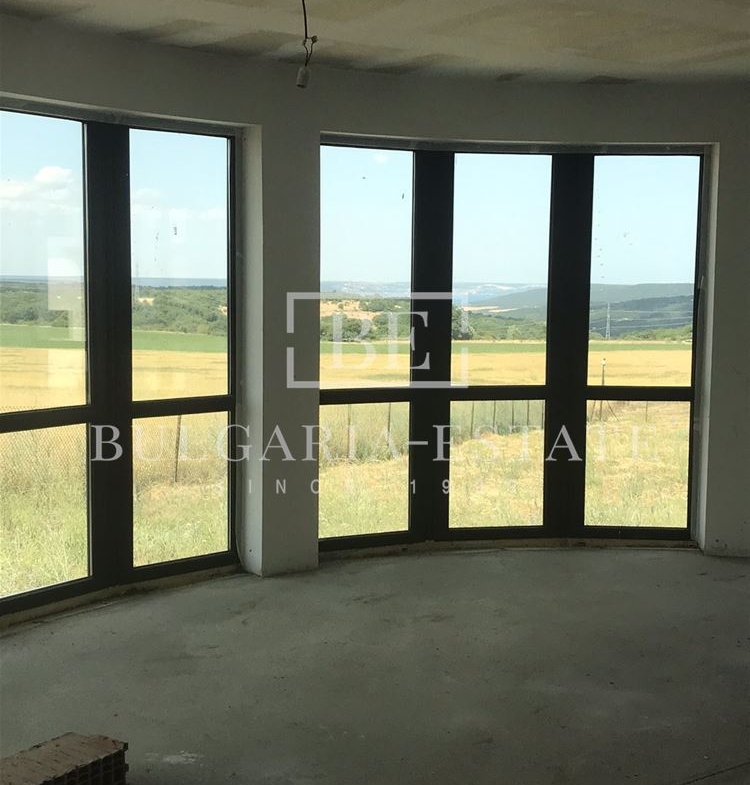 Luxury newly built house - 0