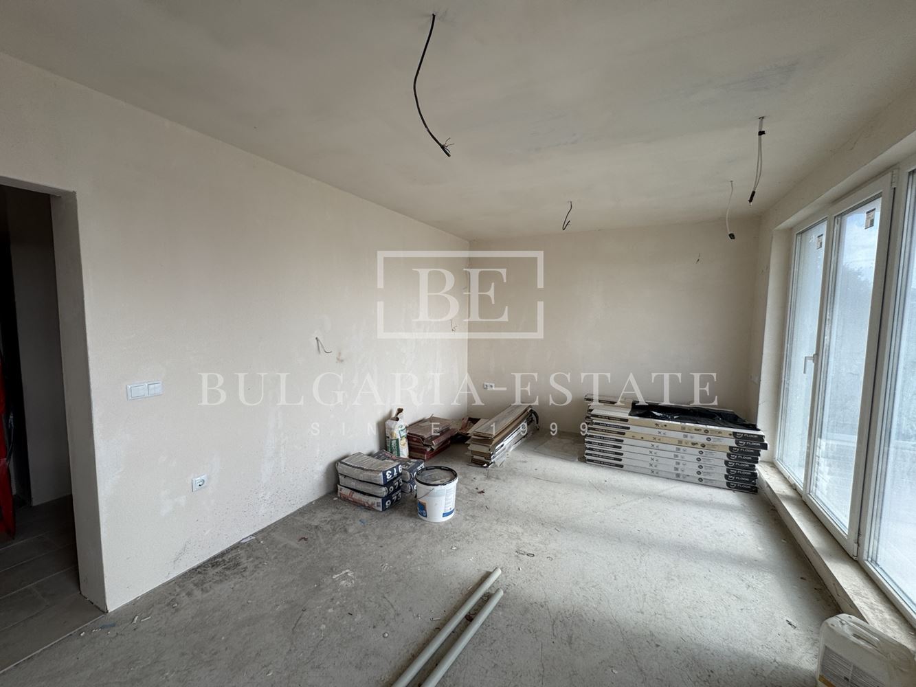 Сграда - м-т Долна Трака - 0