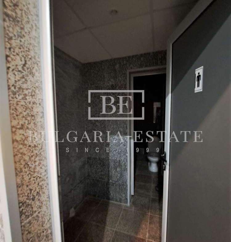 Office in residential building - 137sq.m, Kabacum - 0