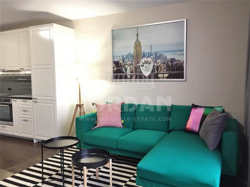 Двустаен апартамент - м-т Траката - 0