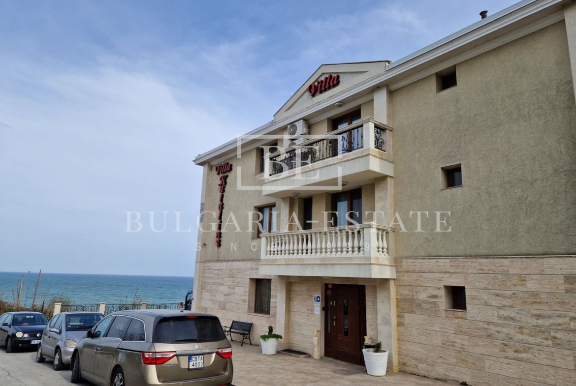 Хотел с морска панорама - 0