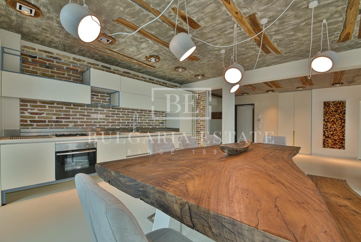 СУПЕР РОСКОШНАЯ КВАРТИРА В АРЕНДУ С 3 СПАЛЬНЯМИ, 2 ВАННЫМИ КОМНАТАМИ, ТЕРРАСОЙ И УНИКАЛЬНЫМ ВИДОМ НА МОРЕ - 0