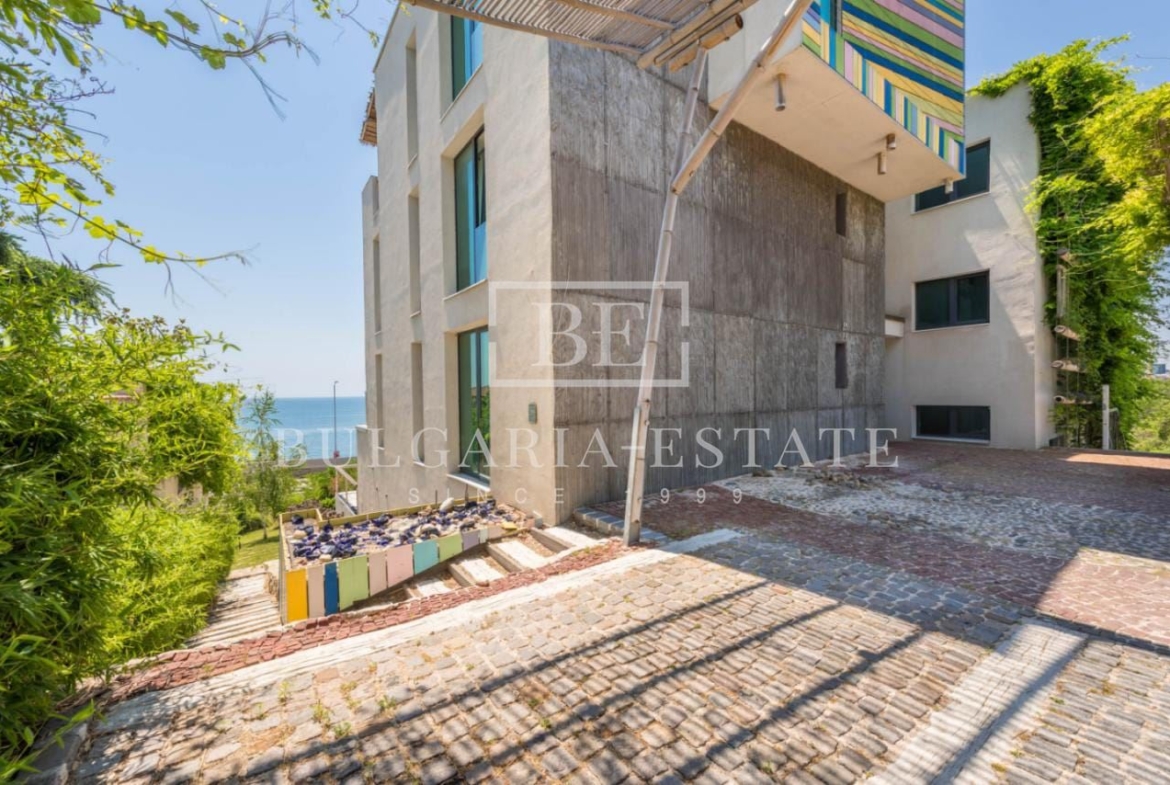 СУПЕР РОСКОШНАЯ КВАРТИРА В АРЕНДУ С 3 СПАЛЬНЯМИ, 2 ВАННЫМИ КОМНАТАМИ, ТЕРРАСОЙ И УНИКАЛЬНЫМ ВИДОМ НА МОРЕ - 0