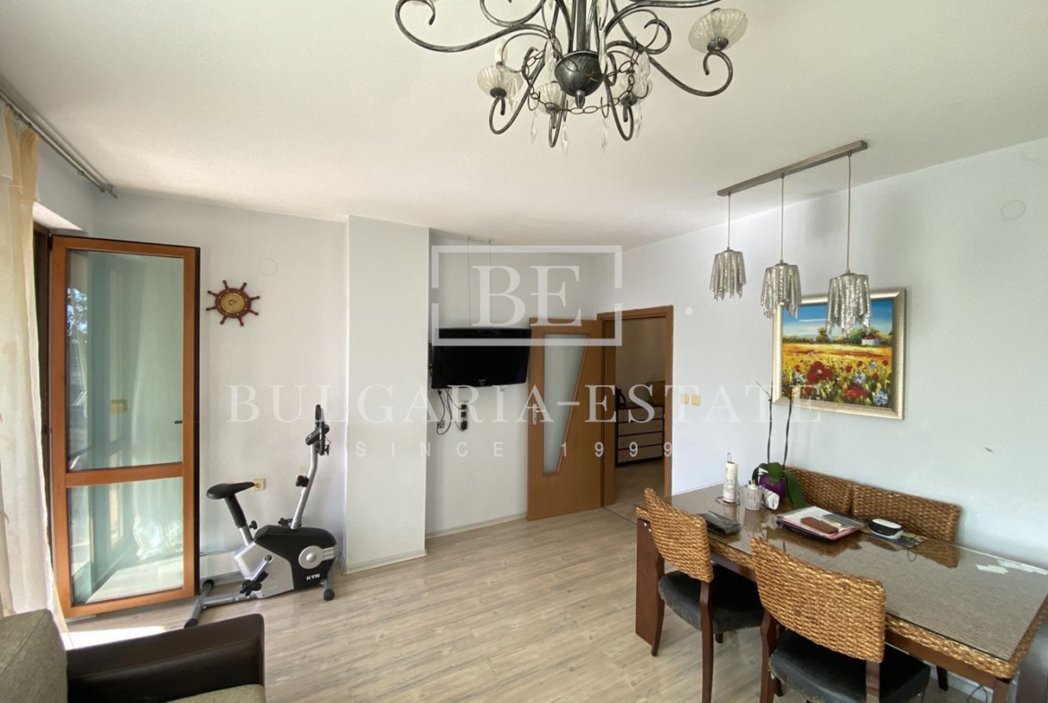 Меблированная 3-комнатная квартира с парковочным местом в Траката, гр. Варна - 0