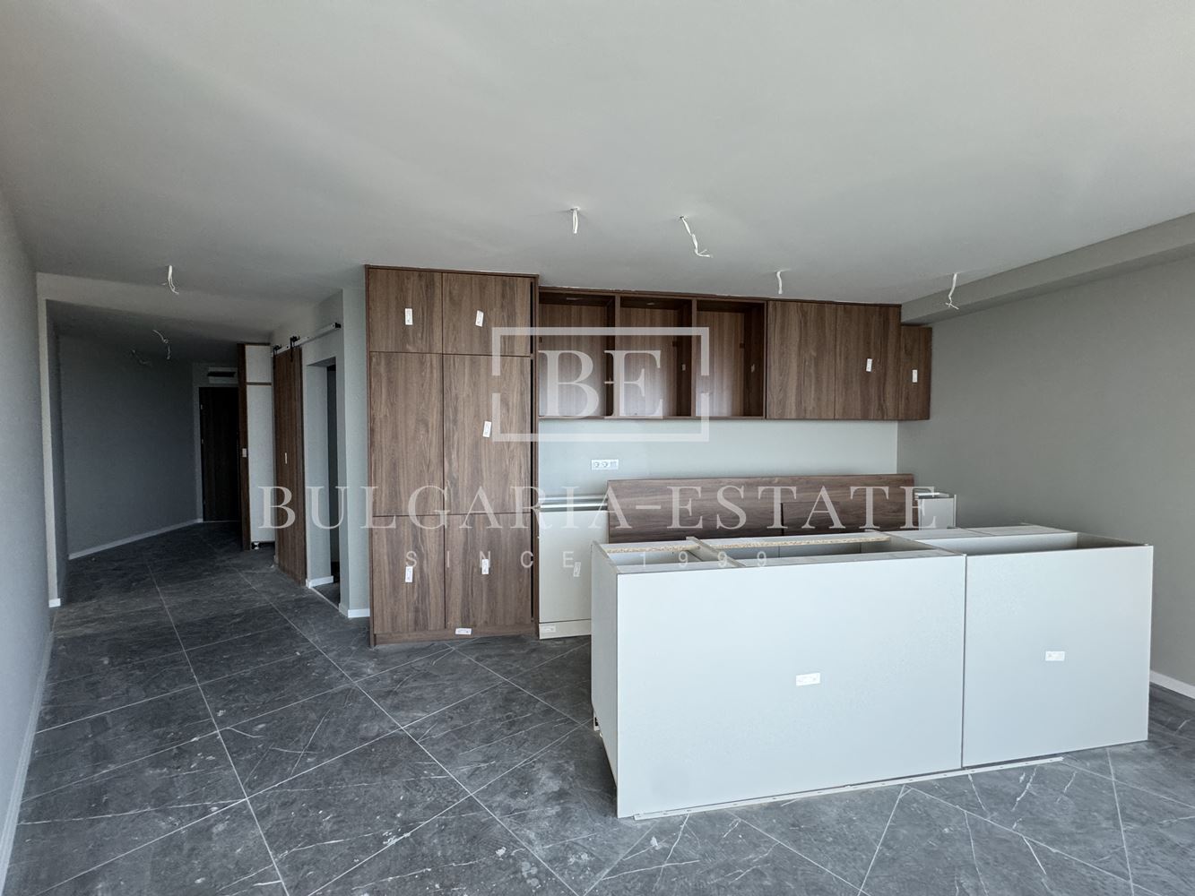 Zwei-Zimmer-Wohnung zu verkaufen | 160,59 qm | sq. Briz, Varna - 0