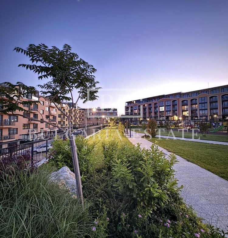 ЭКСКЛЮЗИВ! Роскошная двухкомнатная квартира, St. Св. Константина и Елены - 0