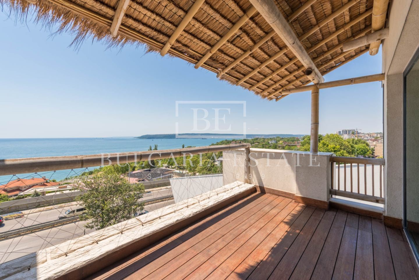 СУПЕР РОСКОШНАЯ КВАРТИРА В АРЕНДУ С 3 СПАЛЬНЯМИ, 2 ВАННЫМИ КОМНАТАМИ, ТЕРРАСОЙ И УНИКАЛЬНЫМ ВИДОМ НА МОРЕ - 0