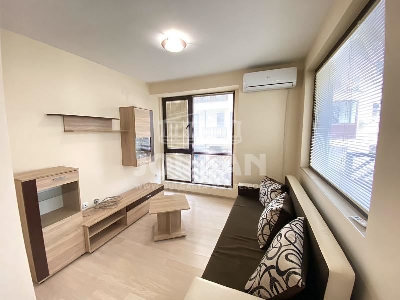 Stylish one-bedroom apartment for rent near the Technical University and Military Hospital - 0