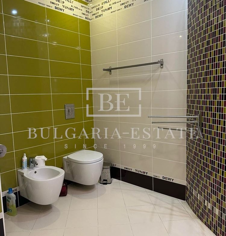 Мезонет с 4 спаплни, 5 минути пеша от Морската Градина, кв. Бриз, 225 кв.м. - 0