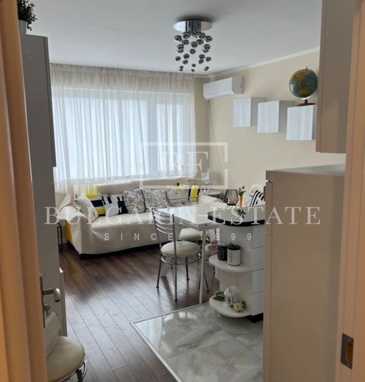 Нов двустаен апартамент под наем в кв. Кайсиева градина - 0