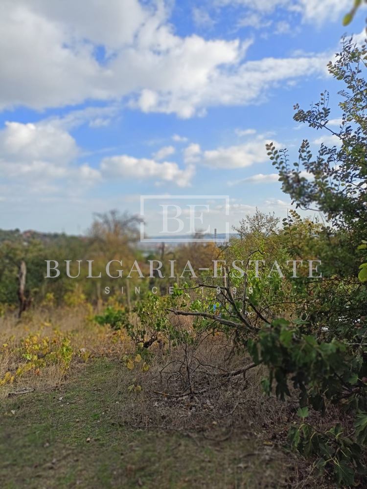 🌿 Plot 629 sq.m. in m. Balam ravine - panorama of the town and the lake! - 0