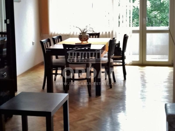 Апартаменты с двумя спальнями рядом с ФК - 0