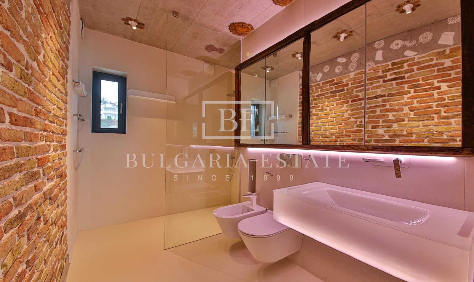 СУПЕР РОСКОШНАЯ КВАРТИРА В АРЕНДУ С 3 СПАЛЬНЯМИ, 2 ВАННЫМИ КОМНАТАМИ, ТЕРРАСОЙ И УНИКАЛЬНЫМ ВИДОМ НА МОРЕ - 0