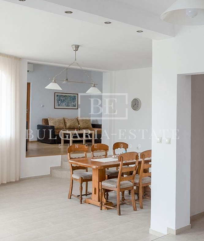 Big house near the sea - 0