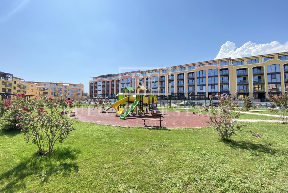 Роскошные апартаменты с 2 спальнями и видом на море, парковочное место, St. Св. Константин и Елена - 0