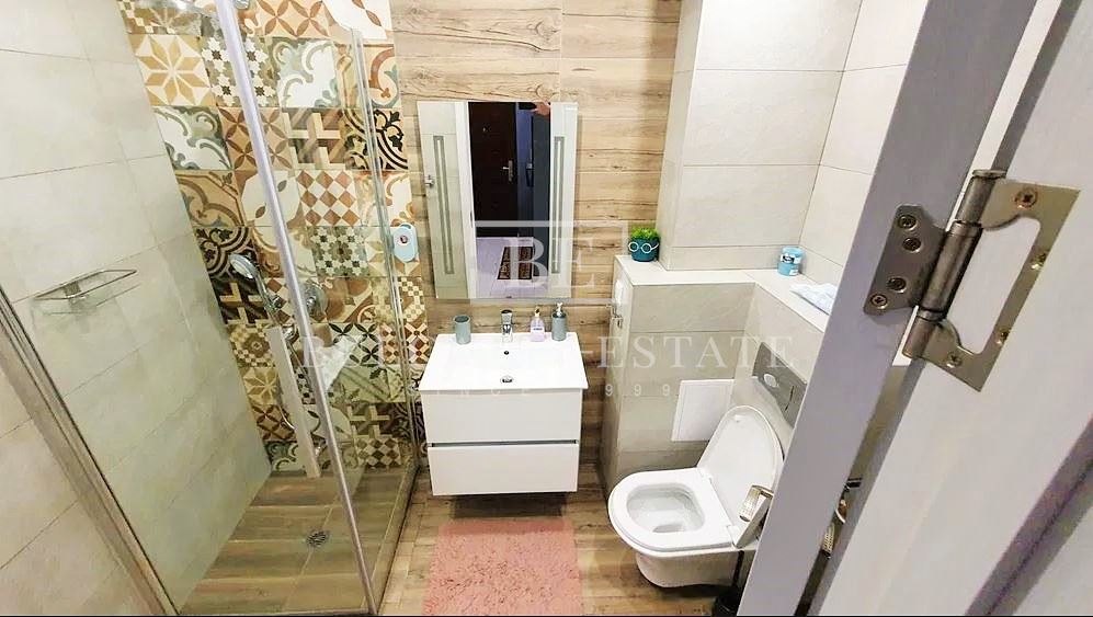 3-КОМНАТНАЯ - ШИРОКИЙ ЦЕНТР - 0