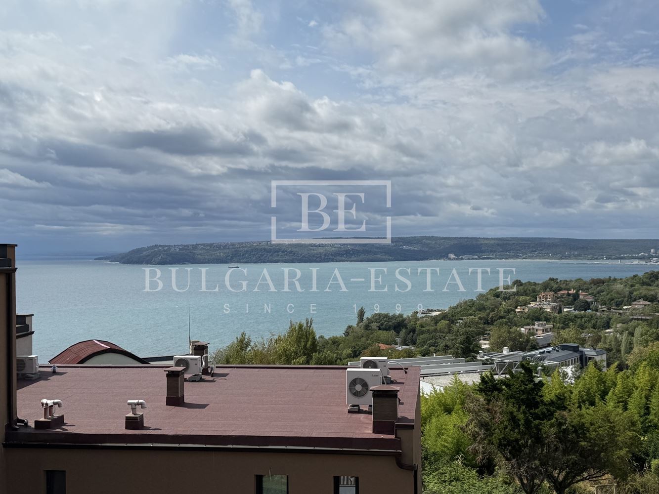 Обзаведен тристаен (98 кв.м.) в бутикова сграда с АКТ 16, м-т Св. Никола, готов за нанасяне-0 Обзаведен тристаен (98 кв.м.) в бутикова сграда с АКТ 16, м-т Св. Никола, готов за нанасяне - 0