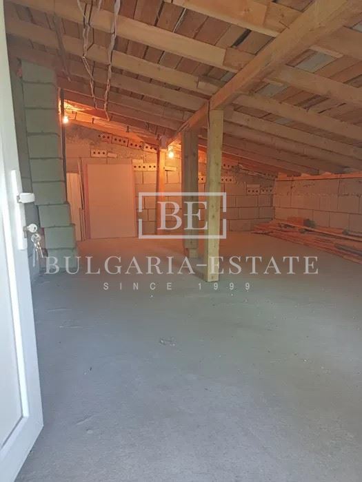 Дом в районе Крушки - ухоженная недвижимость с потенциалом - 0