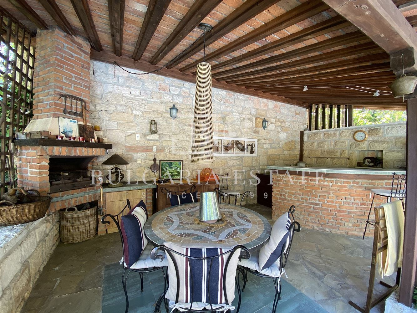 Роскошный дом с бассейном, сауной, рядом с пляжем Кабакум, город. 515 кв. м. 4 спальни Элитный дом с бассейном, сауной, рядом с пляжем Кабакум, город. 515 кв. м. Площадь этажа, 4 спальни - 0