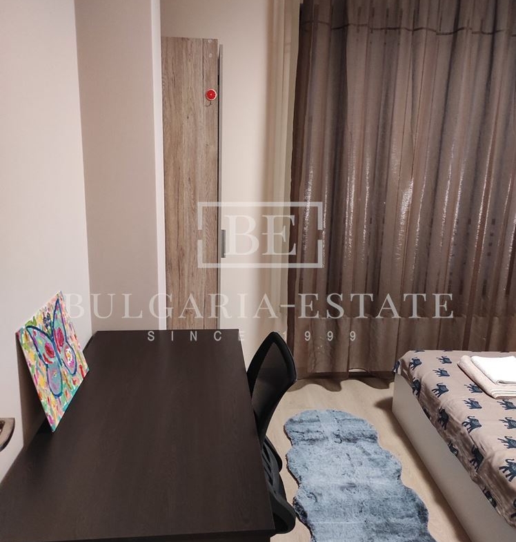 Трехкомнатная квартира - 70 кв.м, в центре - 0