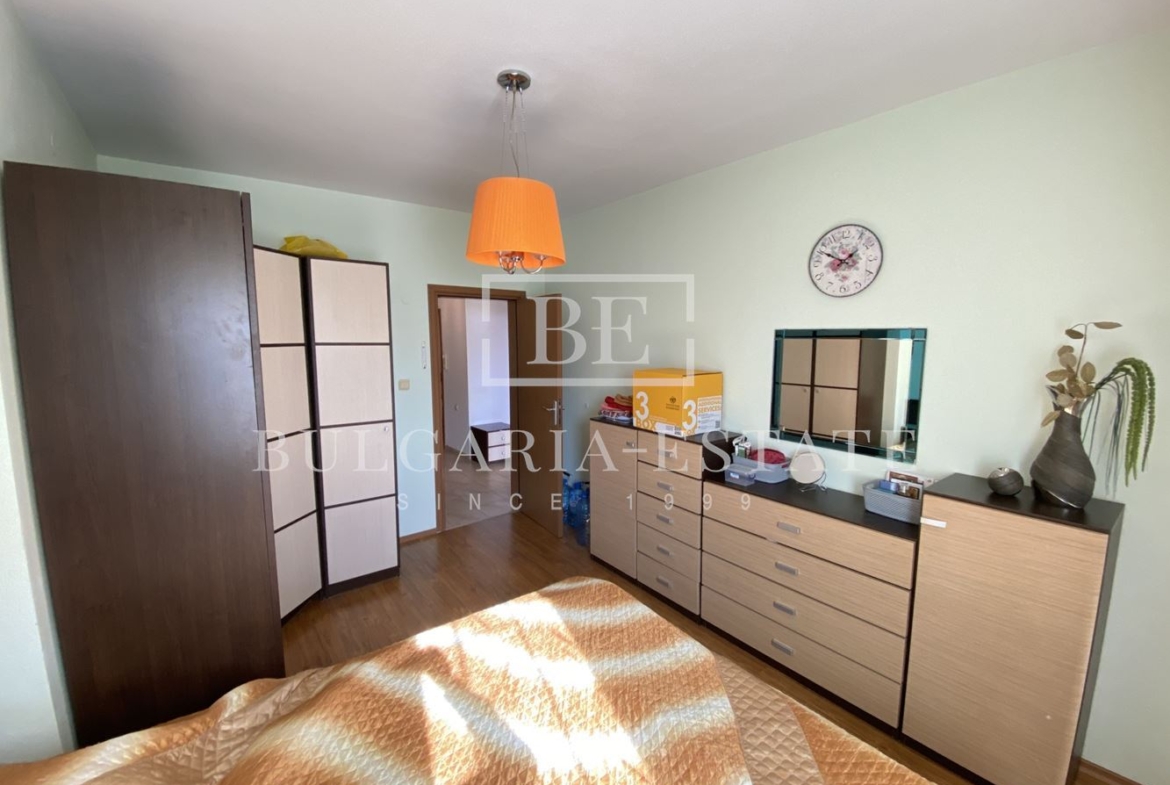 Меблированная 3-комнатная квартира с парковочным местом в Траката, гр. Варна - 0