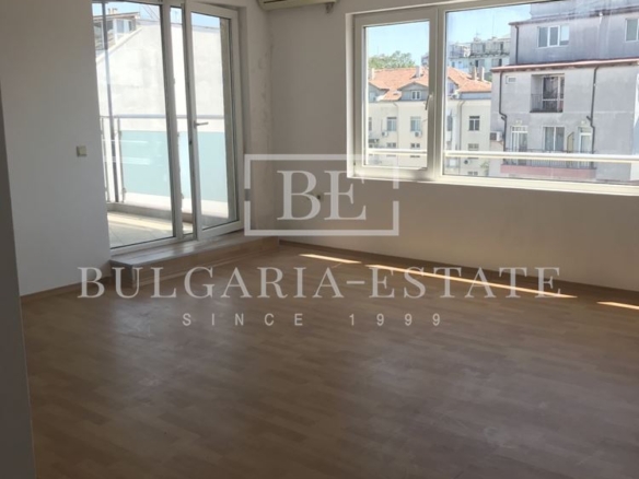 Четырехкомнатная квартира с видом - 0