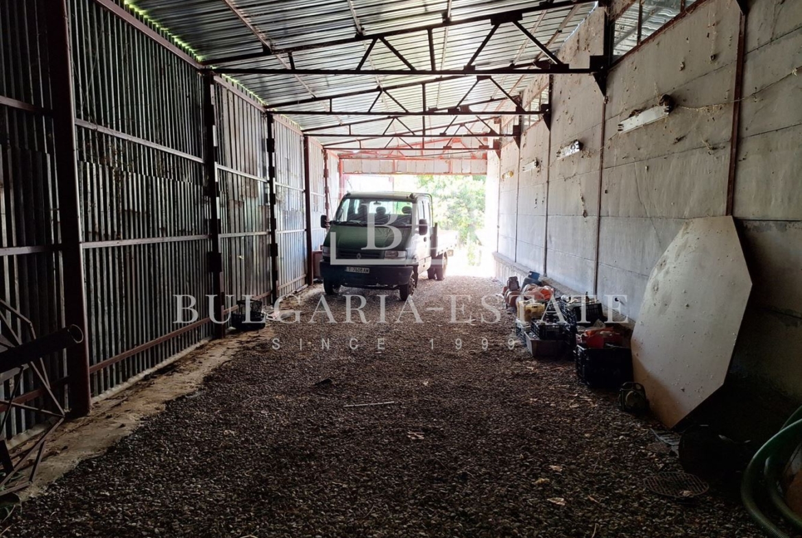 Exclusive offer of Bulgaria-Estate!!! Industrial building with 4 warehouses and plot 9 725 sq.m - 0