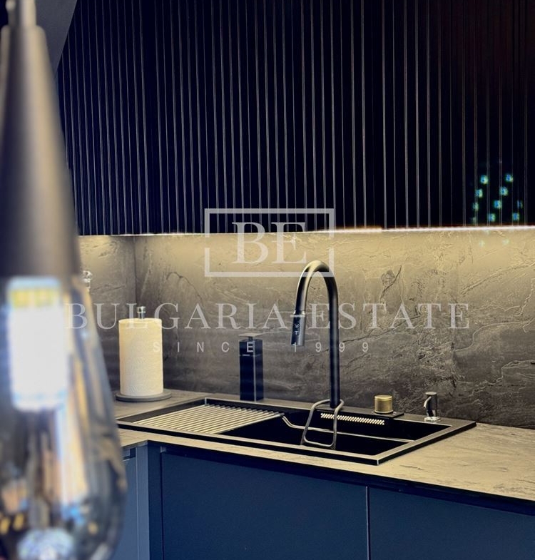 ЭКСКЛЮЗИВ! Роскошная двухкомнатная квартира, St. Св. Константина и Елены - 0